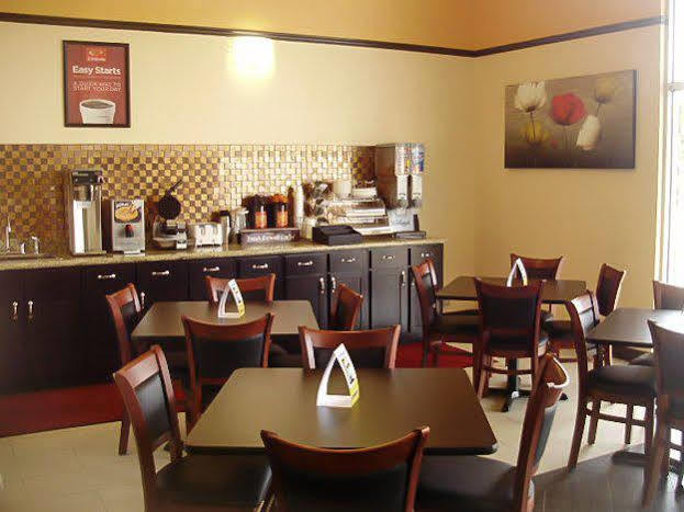 Homestay Inn & Suites Расселлвилл Экстерьер фото